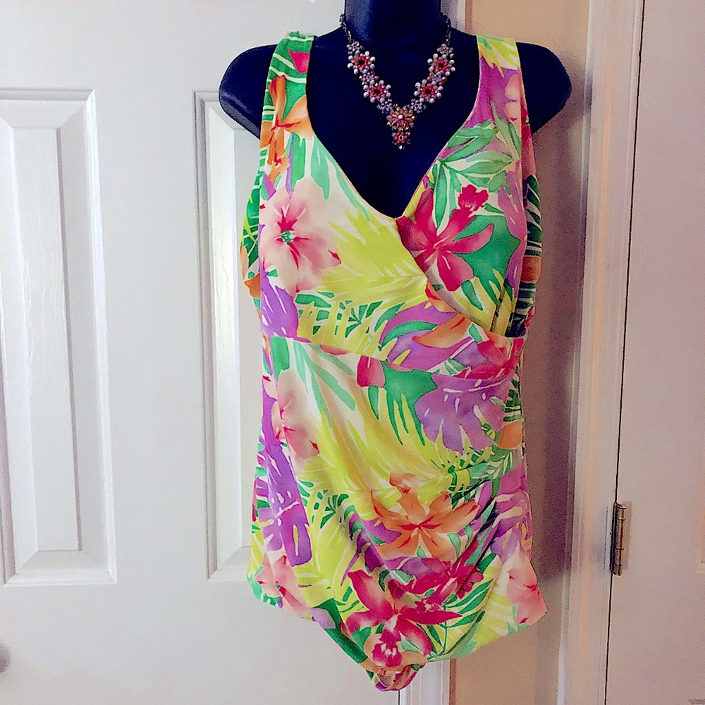 SALE Maxine of Hollywood 1 piece swimsuit